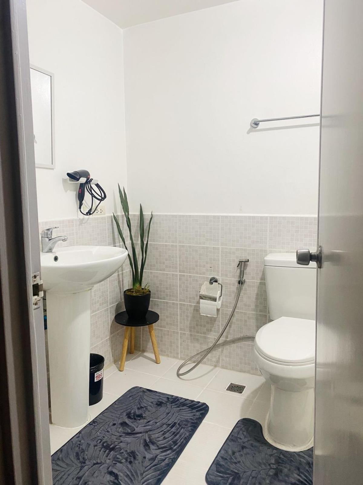 Cozy 2-Bedroom At South Of Market Soma Bgc Near Sm Aura, Market! Market! & Bonifacio High Street Taguig Extérieur photo