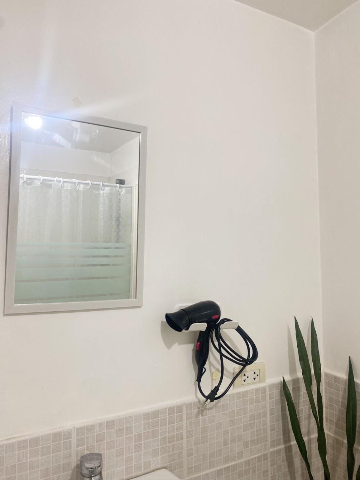 Cozy 2-Bedroom At South Of Market Soma Bgc Near Sm Aura, Market! Market! & Bonifacio High Street Taguig Extérieur photo