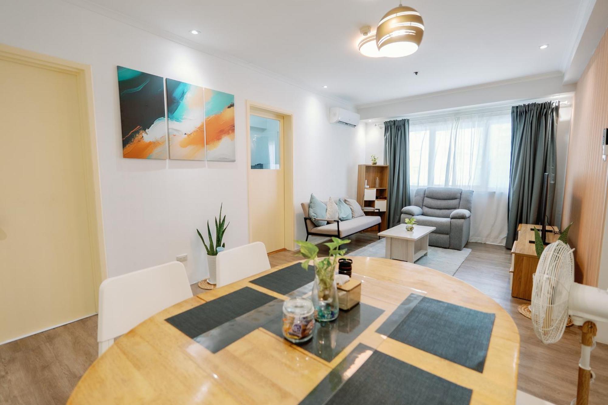 Cozy 2-Bedroom At South Of Market Soma Bgc Near Sm Aura, Market! Market! & Bonifacio High Street Taguig Extérieur photo